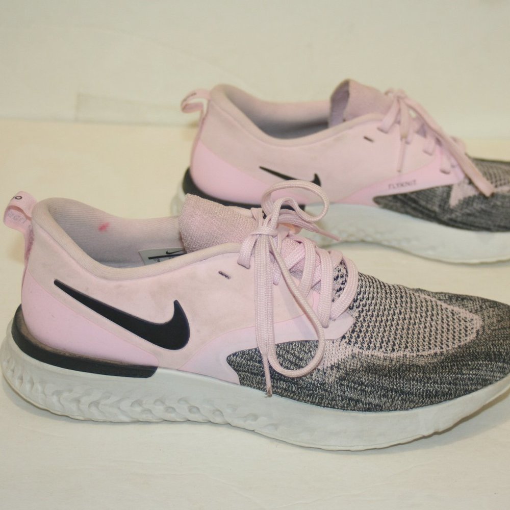 Nike "Odyssey React Flyknit 2" Pink Shoes. Womens 9
